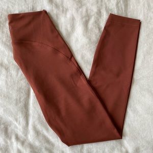 NWT Lululemon Instill High Rise 25” Tight in Date Brown size 2